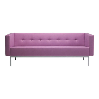 070 Sofa w/ Arms