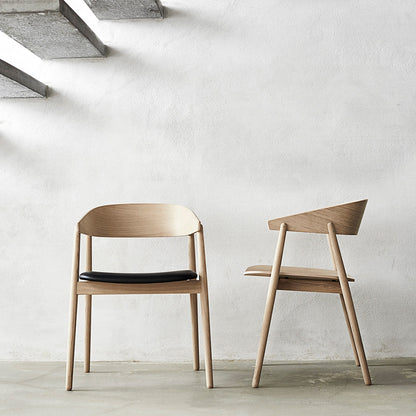 AC2 Armchair - Leather Seat