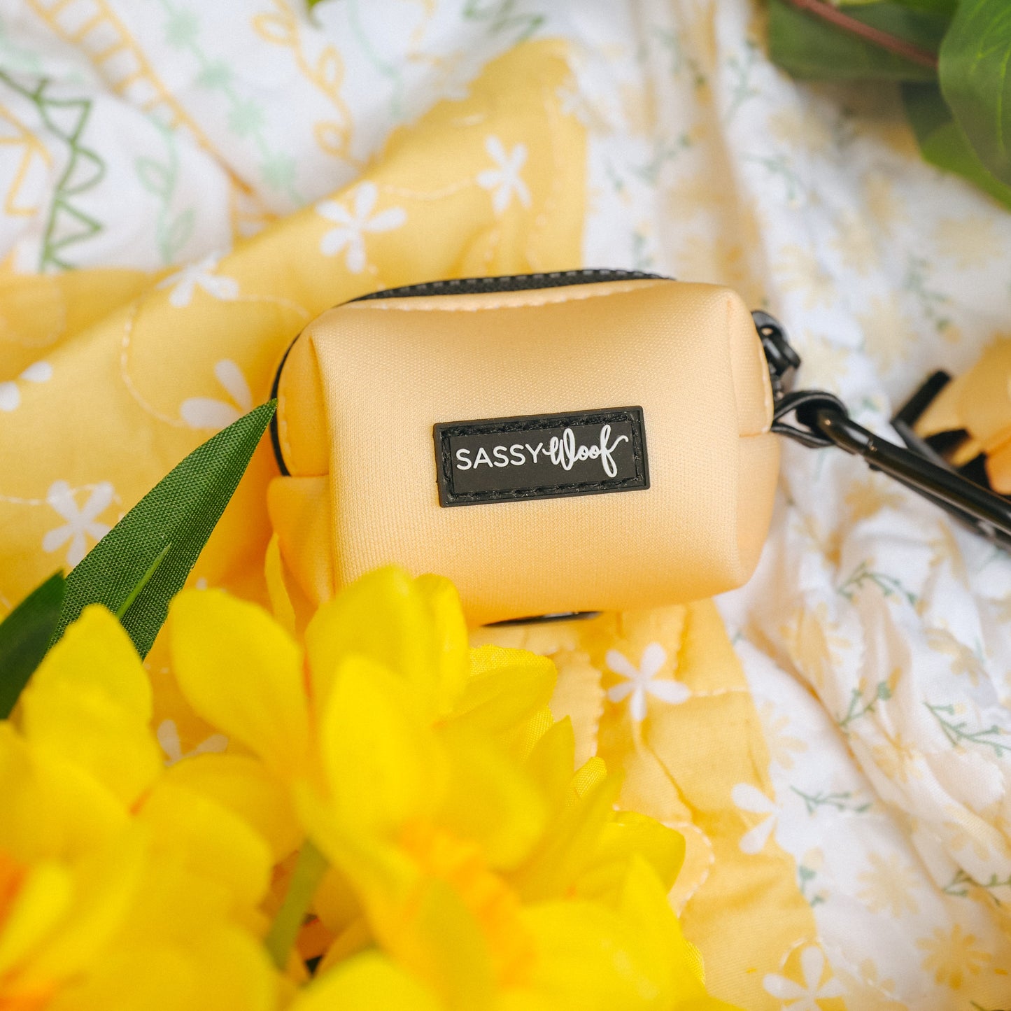 Dog Waste Bag Holder - Daffodil