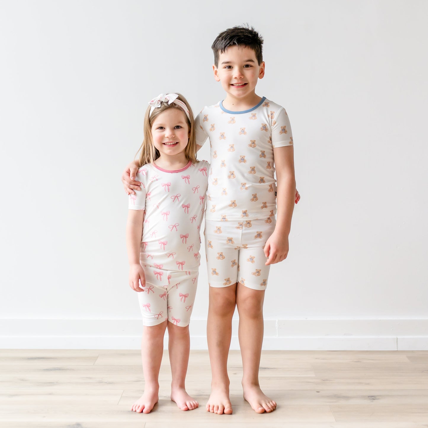 Short Sleeve Pajamas in Teddy Bear