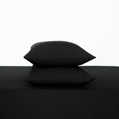 Fitted Sheet with Pillowcases in Midnight