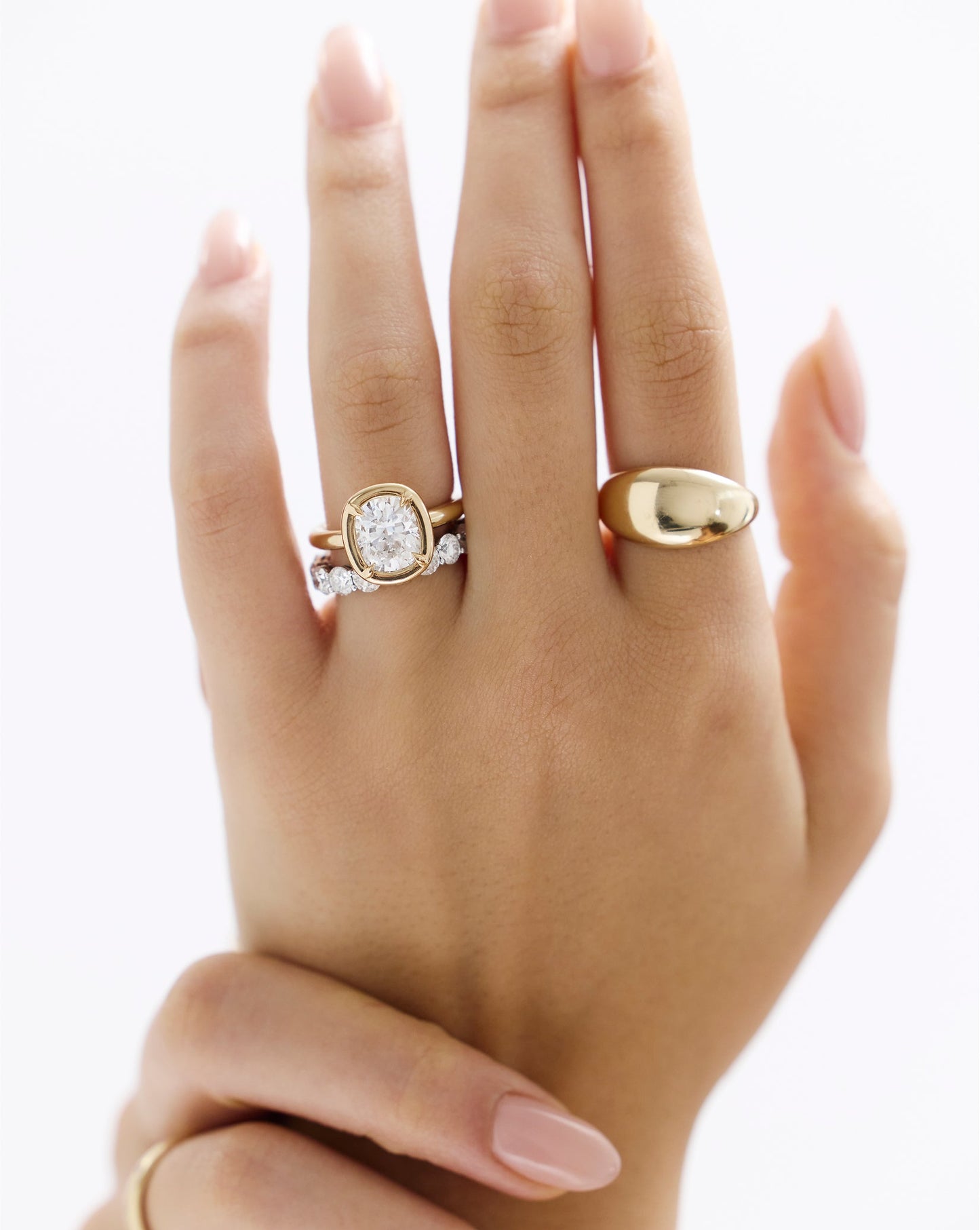 3.02 Cushion Lab Diamond in Cloud Bezel