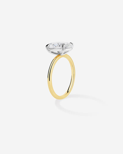 2.34 Oval Lab Diamond in Whisper Thin®