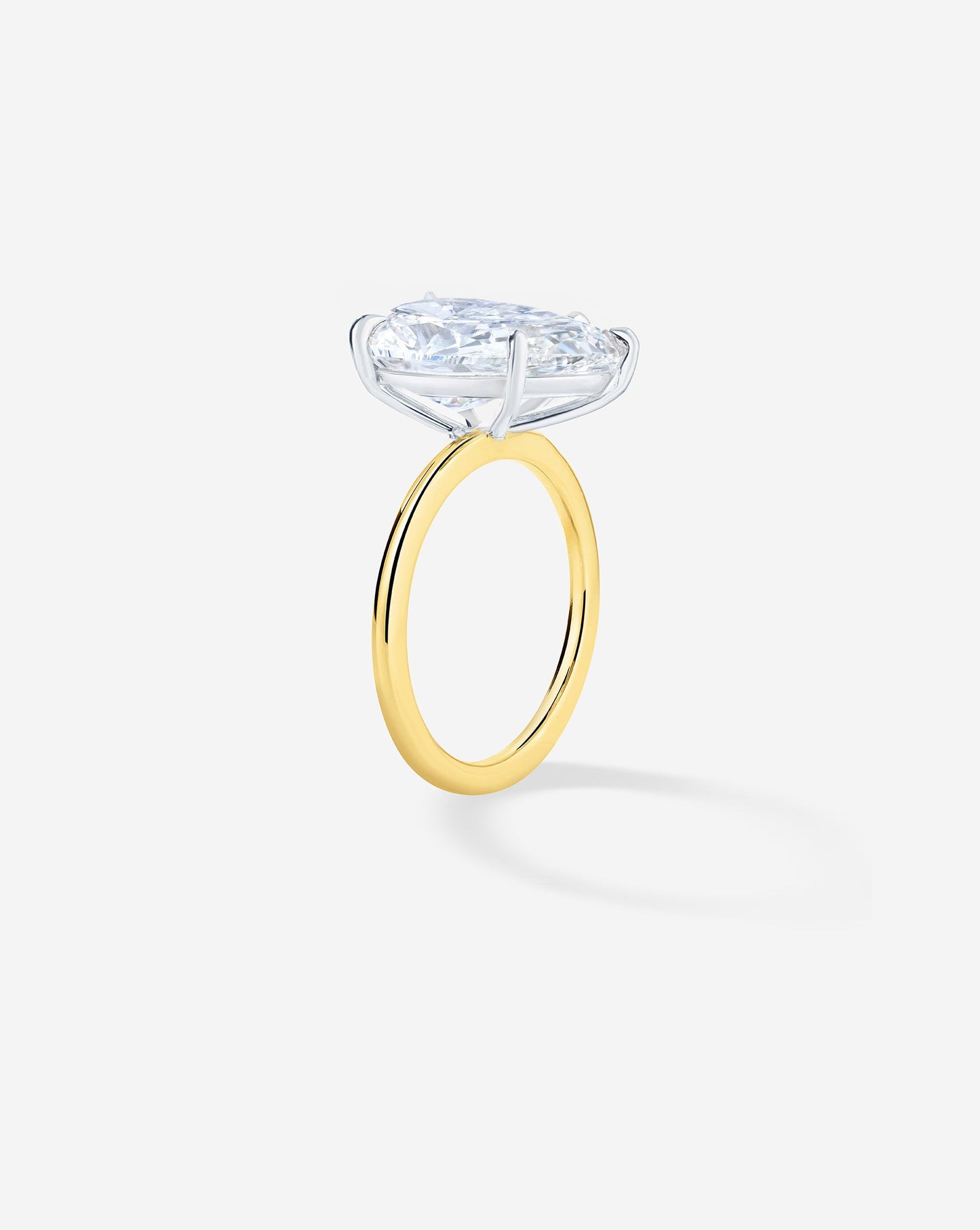 3.01 Pear Natural Diamond in Whisper Thin®