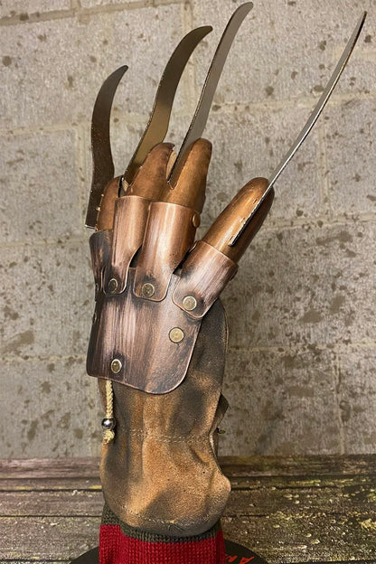 A Nightmare on Elm Street - Deluxe Freddy Krueger Collector's Glove
