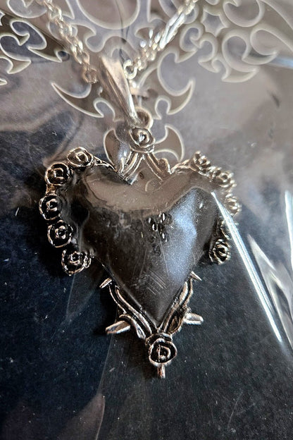 Aurora's Dead Rose Necklace [Defective]