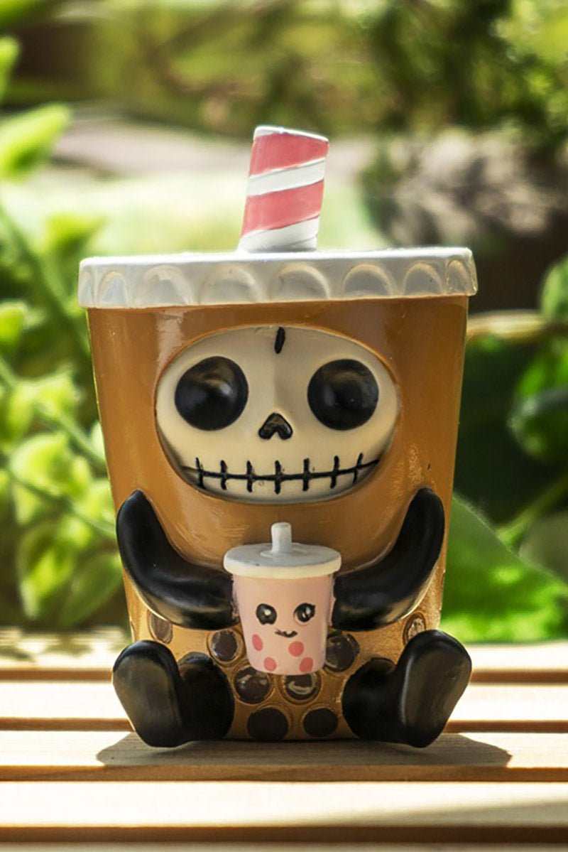 Bobby the Boa Tea Statue